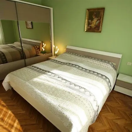 In 14229 Apartment